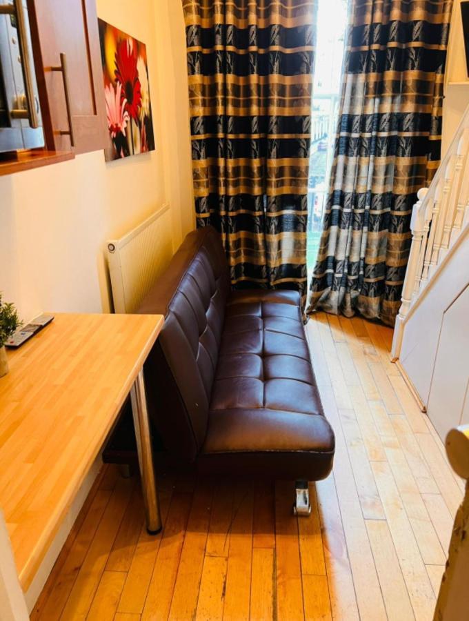 F10- Mezzanine 1St Floor Flat Fits 3 Near Paddington Apartment London Exterior photo
